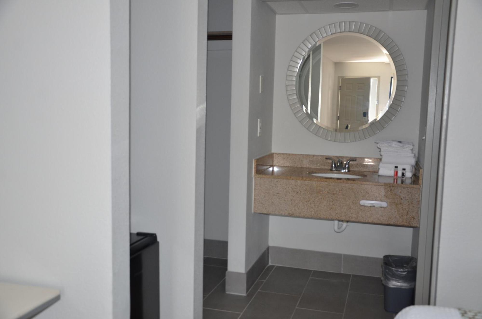 Baymont Suites Covington Eksteriør bilde