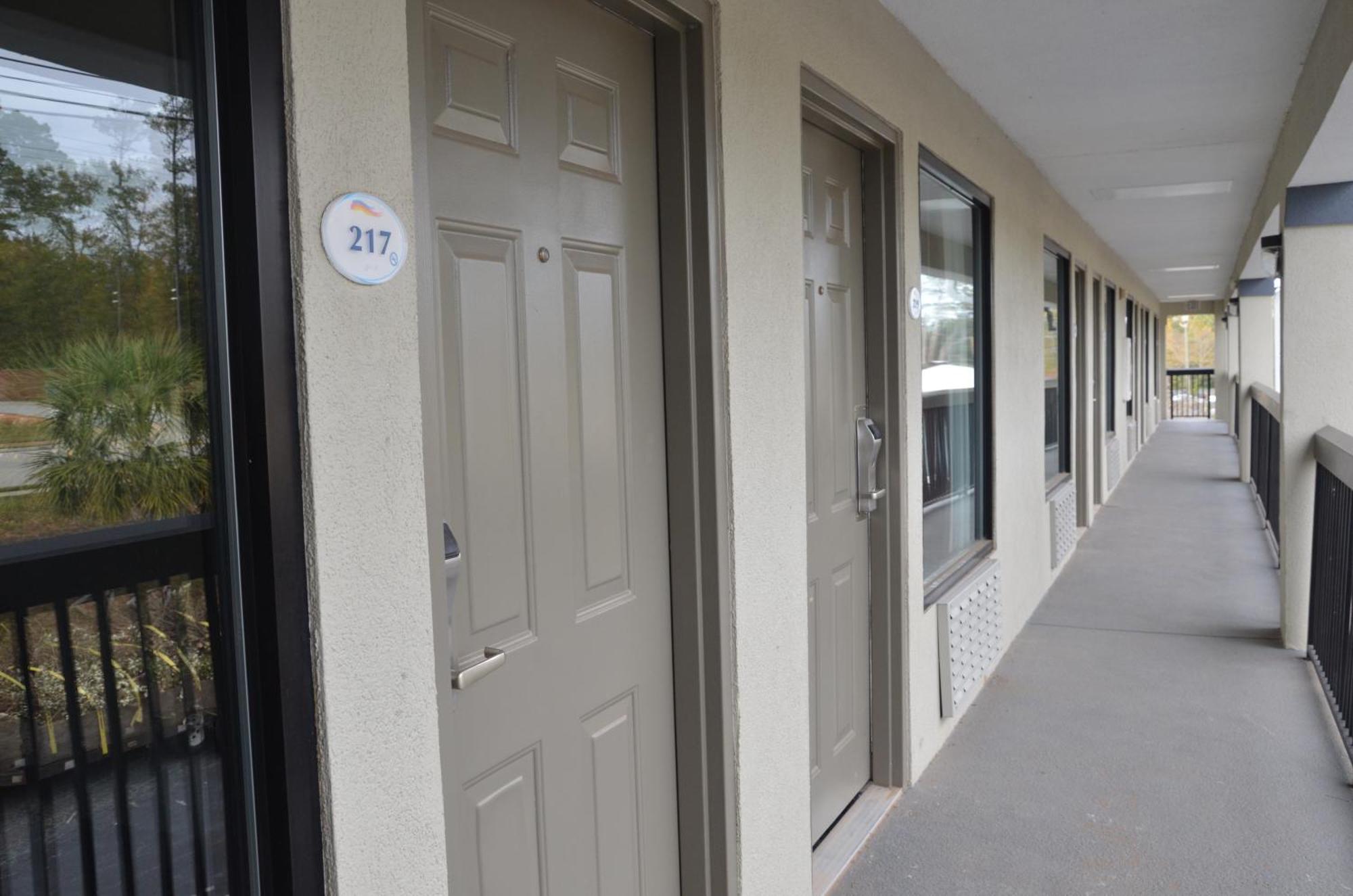 Baymont Suites Covington Eksteriør bilde